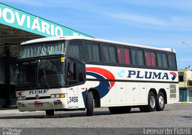 Pluma Conforto e Turismo 3456 na cidade de Balneário Camboriú, Santa Catarina, Brasil, por Leonardo Fidelli. Número da foto: #5028206.