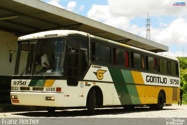 Empresa Gontijo de Transportes 9750 na cidade de Governador Valadares, Minas Gerais, Brasil, por Franz Hecher. Número da foto: #5028766.