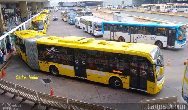 Viação Pioneira 226386 na cidade de Brasília, Distrito Federal, Brasil, por Carlos Júnior. Número da foto: #5033457.