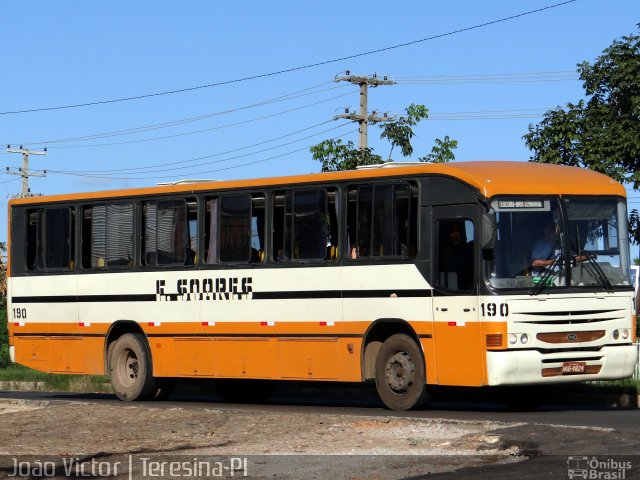 Empresa Soares 190 na cidade de Teresina, Piauí, Brasil, por João Victor. Número da foto: #5033441.