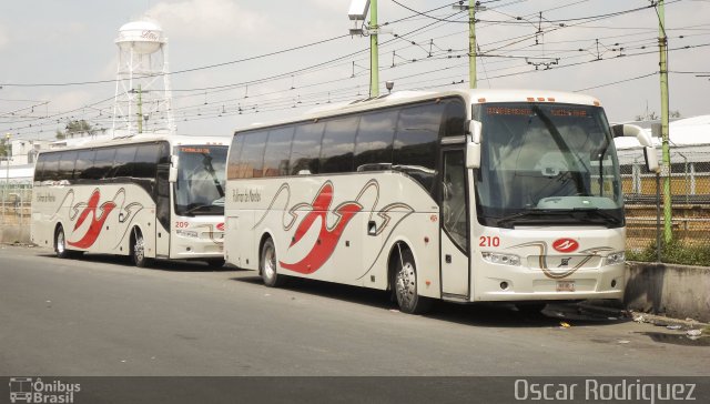 Pullman de Morelos 210 na cidade de , por Oscar Rodriguez . Número da foto: #5034308.