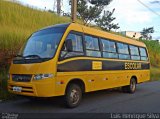 Escolares 9502 na cidade de Varginha, Minas Gerais, Brasil, por Luis Henrique Silva. Número da foto: #5034403.