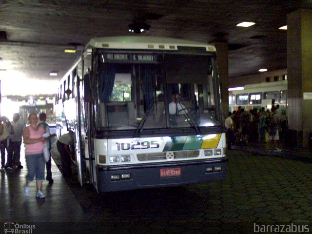 Empresa Gontijo de Transportes 10295 na cidade de Belo Horizonte, Minas Gerais, Brasil, por Rodrigo Barraza. Número da foto: #5035143.
