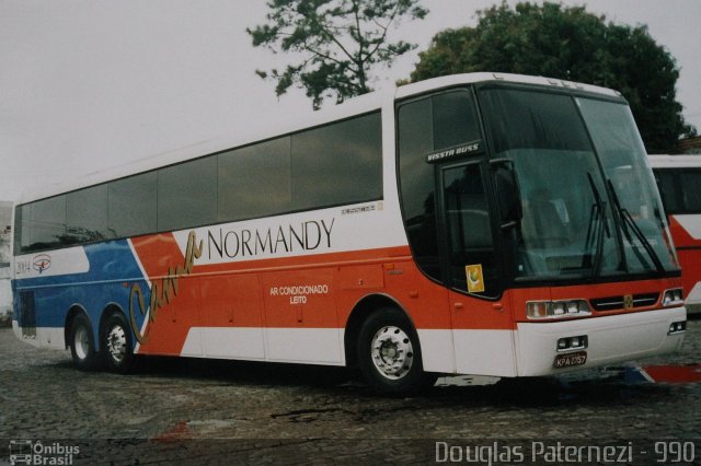 Viação Normandy do Triângulo 2004 na cidade de São Vicente, São Paulo, Brasil, por Douglas Paternezi. Número da foto: #5115493.