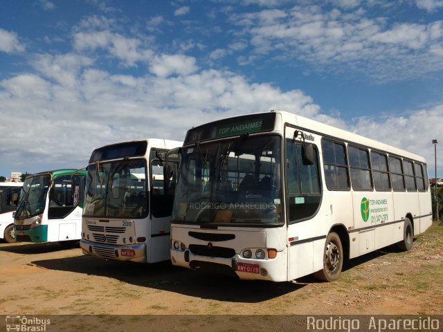 Ônibus Particulares KNY0119 na cidade de Ouro Branco, Minas Gerais, Brasil, por Rodrigo  Aparecido. Número da foto: #5121526.