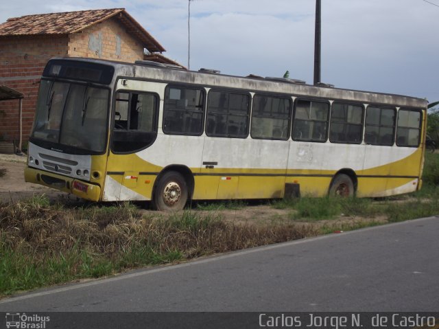 Ônibus Particulares JUN1382 na cidade de Maracanã, Pará, Brasil, por Carlos Jorge N.  de Castro. Número da foto: #5122407.