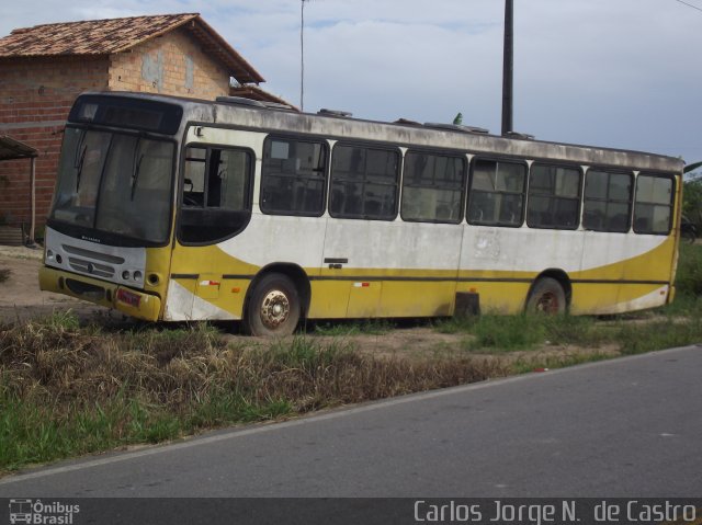 Ônibus Particulares JUN1382 na cidade de Maracanã, Pará, Brasil, por Carlos Jorge N.  de Castro. ID da foto: 5122407.