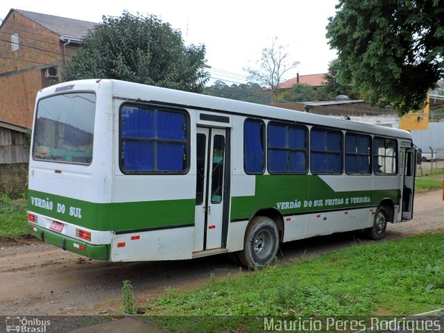 Ônibus Particulares 3671 na cidade de Gravataí, Rio Grande do Sul, Brasil, por Mauricio Peres Rodrigues. ID da foto: 5126090.