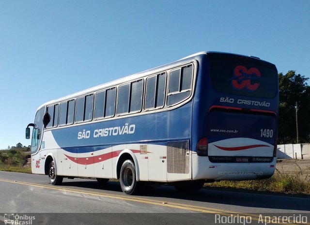 Viação São Cristóvão 1490 na cidade de Nazareno, Minas Gerais, Brasil, por Rodrigo  Aparecido. Número da foto: #5126007.