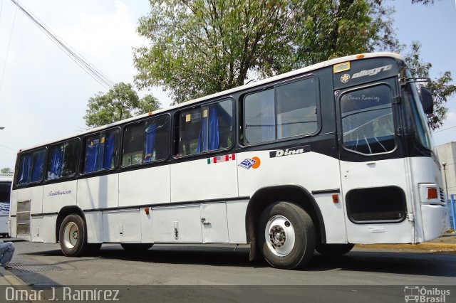 Autobuses Teotihuacan 132 na cidade de Gustavo A. Madero, Ciudad de México, México, por Omar Ramírez Thor2102. Número da foto: #5128111.