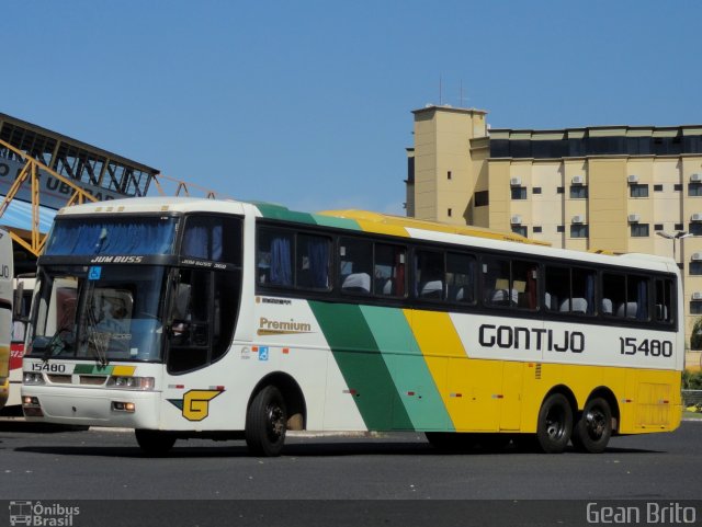 Empresa Gontijo de Transportes 15480 na cidade de Uberaba, Minas Gerais, Brasil, por Gean Brito. ID da foto: 5134443.