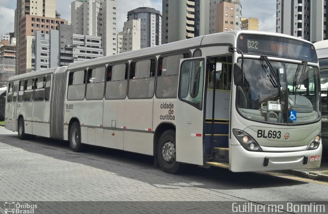 Transporte Coletivo Glória BL693 na cidade de Curitiba, Paraná, Brasil, por Guilherme Bomfim. ID da foto: 5133417.