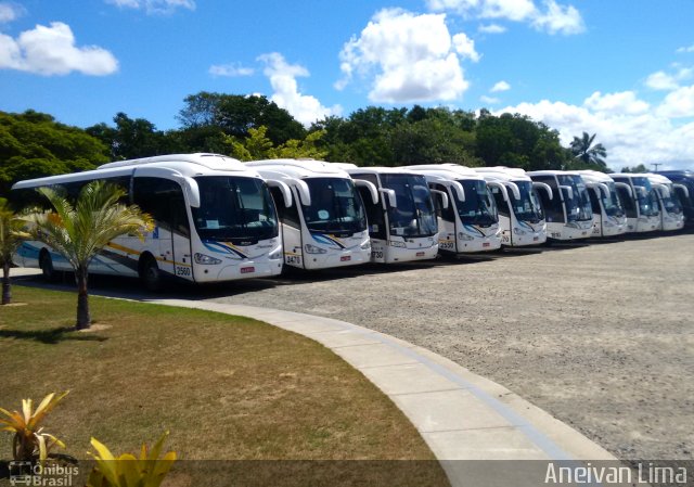 Empresas de Transportes Santana e São Paulo Frota na cidade de Camaçari, Bahia, Brasil, por Aneivan Lima. ID da foto: 5095604.