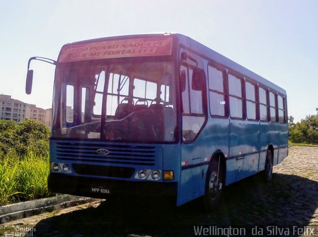 Ônibus Particulares 8086 na cidade de Serra, Espírito Santo, Brasil, por Wellington  da Silva Felix. ID da foto: 5096459.