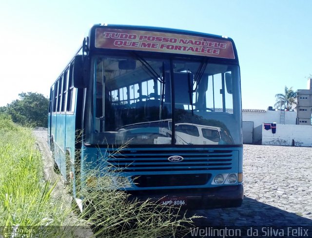 Ônibus Particulares 8086 na cidade de Serra, Espírito Santo, Brasil, por Wellington  da Silva Felix. ID da foto: 5095721.