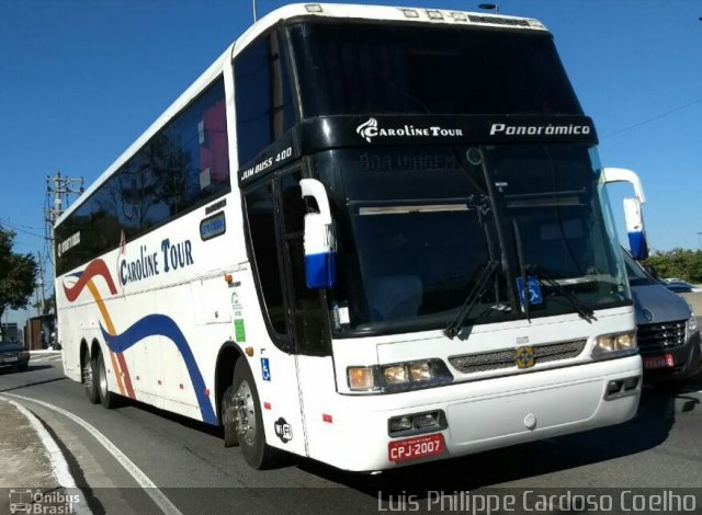 Caroline Tour 5656 na cidade de São Paulo, São Paulo, Brasil, por Luis Philippe Cardoso Coelho. Número da foto: #5137155.