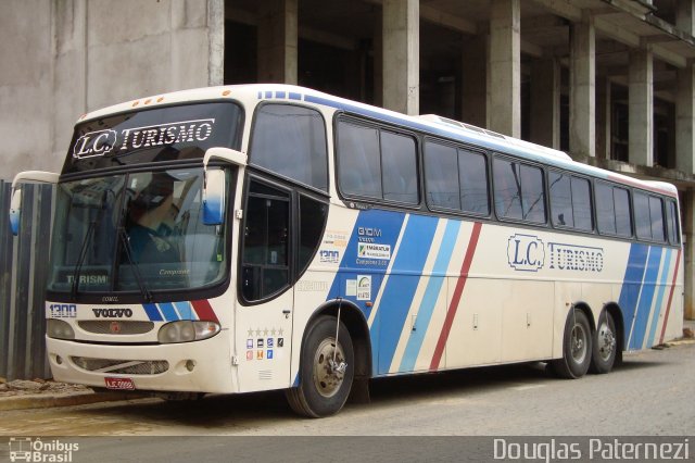 LC Turismo 1300 na cidade de Aparecida, São Paulo, Brasil, por Douglas Paternezi. Número da foto: #5139424.
