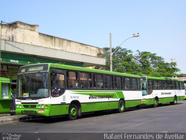 Viação Intermunicipal RJ 158.022 na cidade de Duque de Caxias, Rio de Janeiro, Brasil, por Rafael Fernandes de Avellar. Número da foto: #5147057.