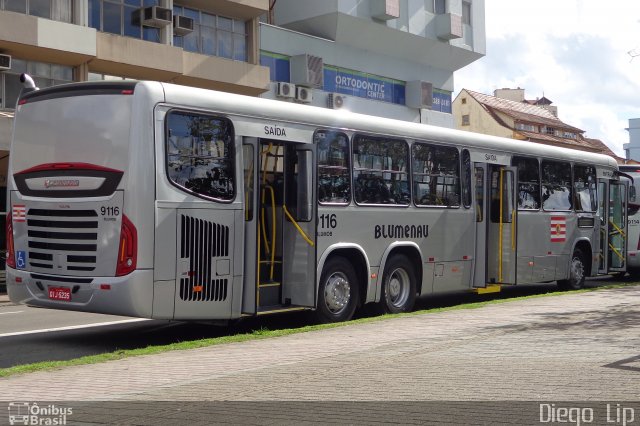 BluMob - Concessionária de Transporte Urbano de Blumenau 9116 na cidade de Blumenau, Santa Catarina, Brasil, por Diego Lip. ID da foto: 5149661.