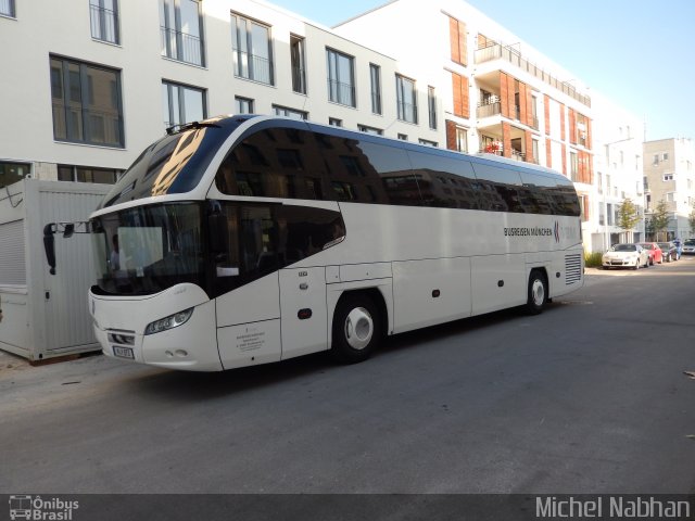 VBM - Busreisen München  na cidade de , por Michel Nabhan. ID da foto: 5147338.