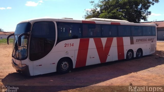 Expresso Marly 2114 na cidade de Uruaçu, Goiás, Brasil, por Rafael Lopes. Número da foto: #5152213.