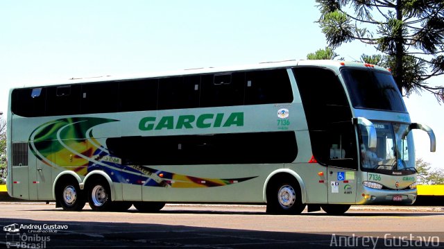 Viação Garcia 7136 na cidade de Londrina, Paraná, Brasil, por Andrey Gustavo. Número da foto: #5154529.