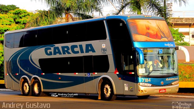 Viação Garcia 7184 na cidade de Londrina, Paraná, Brasil, por Andrey Gustavo. Número da foto: #5154527.
