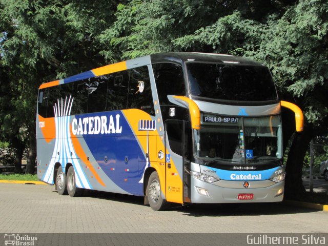 Catedral Turismo 17201 na cidade de São Paulo, São Paulo, Brasil, por Guilherme Silva. Número da foto: #5156114.