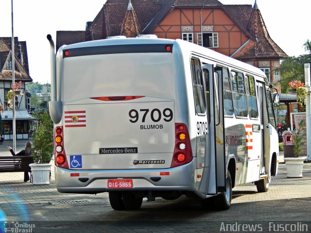 BluMob - Concessionária de Transporte Urbano de Blumenau 9709 na cidade de Blumenau, Santa Catarina, Brasil, por Andrews  Fuscolin. Número da foto: #5158315.