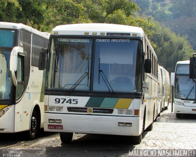 Empresa Gontijo de Transportes 9745 na cidade de Belo Horizonte, Minas Gerais, Brasil, por Maurício Nascimento. ID da foto: 5160866.