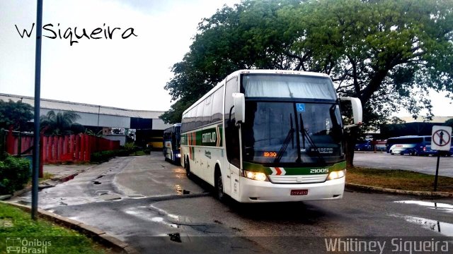 Empresa Gontijo de Transportes 21005 na cidade de Vitória, Espírito Santo, Brasil, por Whitiney Siqueira. ID da foto: 5098452.