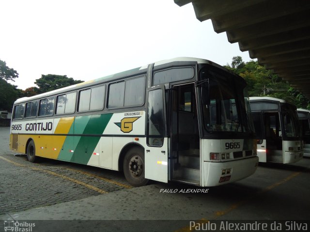 Empresa Gontijo de Transportes 9665 na cidade de Belo Horizonte, Minas Gerais, Brasil, por Paulo Alexandre da Silva. ID da foto: 5161569.