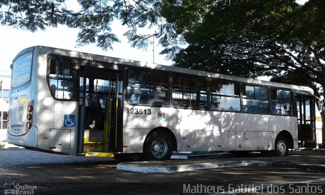 Viação Indaiatubana 123513 na cidade de Indaiatuba, São Paulo, Brasil, por Matheus Gabriel dos Santos. Número da foto: #5101131.