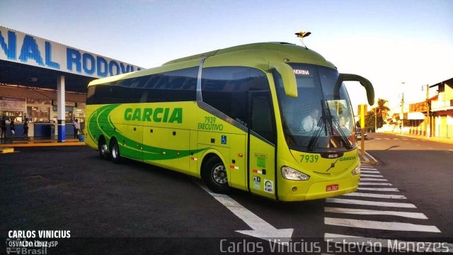 Viação Garcia 7939 na cidade de Osvaldo Cruz, São Paulo, Brasil, por Carlos Vinicius Estevão Menezes. Número da foto: #5102809.