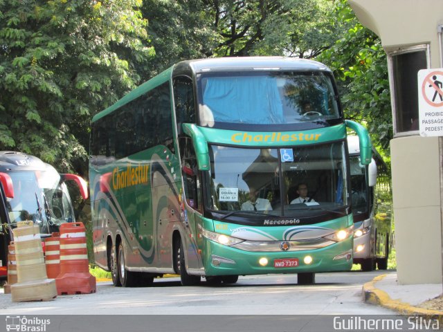 Charllestur Ônibus de Turismo 1015 na cidade de São Paulo, São Paulo, Brasil, por Guilherme Silva. Número da foto: #5106861.