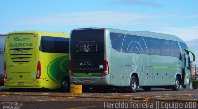 Viação Garcia 7797 na cidade de Londrina, Paraná, Brasil, por Haroldo Ferreira. ID da foto: 5165311.