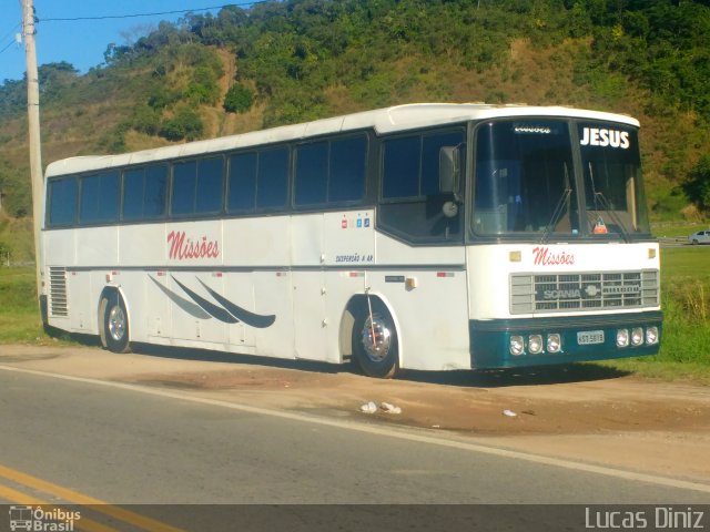 Ônibus Particulares 5818 na cidade de Guapimirim, Rio de Janeiro, Brasil, por Lucas Diniz. ID da foto: 5185499.