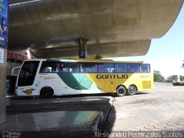 Empresa Gontijo de Transportes 12575 na cidade de Uberlândia, Minas Gerais, Brasil, por Alessandro Pereira dos Santos. ID da foto: 5188266.