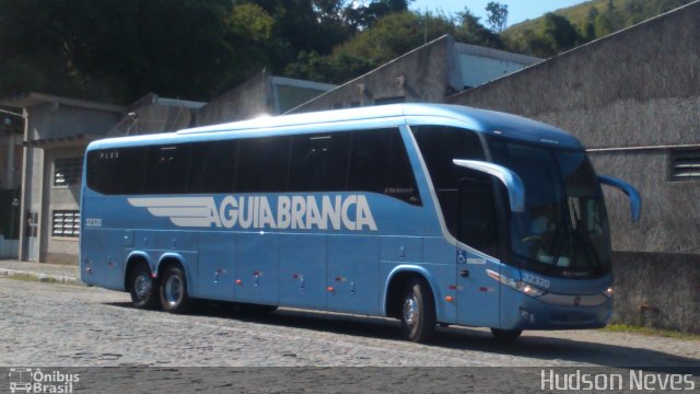 Viação Águia Branca 32320 na cidade de Paraíba do Sul, Rio de Janeiro, Brasil, por Hudson Neves. Número da foto: #5189901.