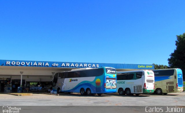 Terminais Rodoviários e Urbanos ARAGARçAS (GO) na cidade de Aragarças, Goiás, Brasil, por Carlos Júnior. Número da foto: #5192178.