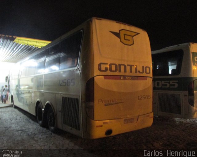 Empresa Gontijo de Transportes 12565 na cidade de Teófilo Otoni, Minas Gerais, Brasil, por Carlos  Henrique. Número da foto: #5192942.
