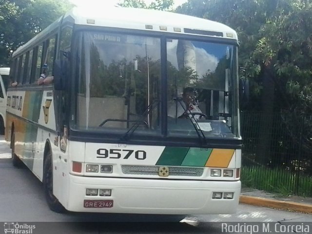 Empresa Gontijo de Transportes 9570 na cidade de São Paulo, São Paulo, Brasil, por Jonathan  Aguiar Correa. Número da foto: #5196823.