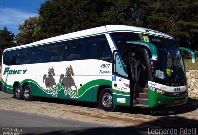 Trans Poney 4507 na cidade de Pindamonhangaba, São Paulo, Brasil, por Leonardo Fidelli. Número da foto: #5200770.