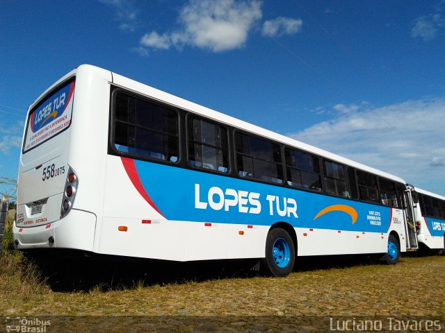 Lopes Tur 075 na cidade de Caucaia, Ceará, Brasil, por Luciano Tavares. Número da foto: #5200787.