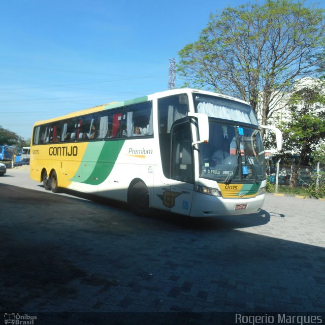 Empresa Gontijo de Transportes 12075 na cidade de São José dos Campos, São Paulo, Brasil, por Rogerio Marques. ID da foto: 5204300.