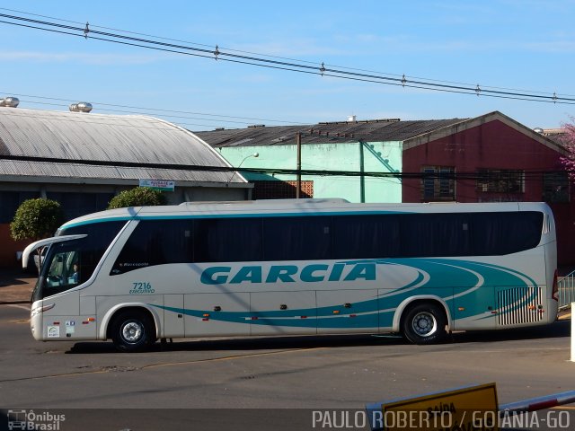 Viação Garcia 7216 na cidade de Londrina, Paraná, Brasil, por Paulo Roberto de Morais Amorim. Número da foto: #5206415.
