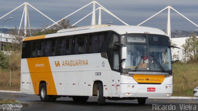 Viação Araguarina 10609 na cidade de Brasília, Distrito Federal, Brasil, por Ricardo Vieira. Número da foto: #5204478.