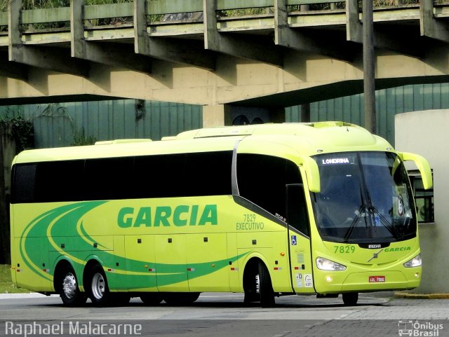 Viação Garcia 7829 na cidade de Santos, São Paulo, Brasil, por Raphael Malacarne. ID da foto: 5209492.