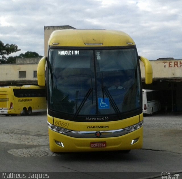 Viação Itapemirim 60691 na cidade de Teófilo Otoni, Minas Gerais, Brasil, por Matheus Jaques. Número da foto: #5168097.