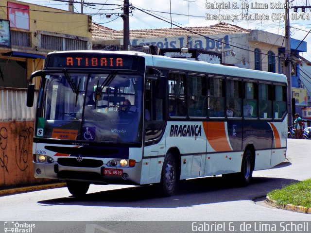 Auto Viação Bragança 8006 na cidade de Bragança Paulista, São Paulo, Brasil, por Gabriel Giacomin de Lima. ID da foto: 5166813.